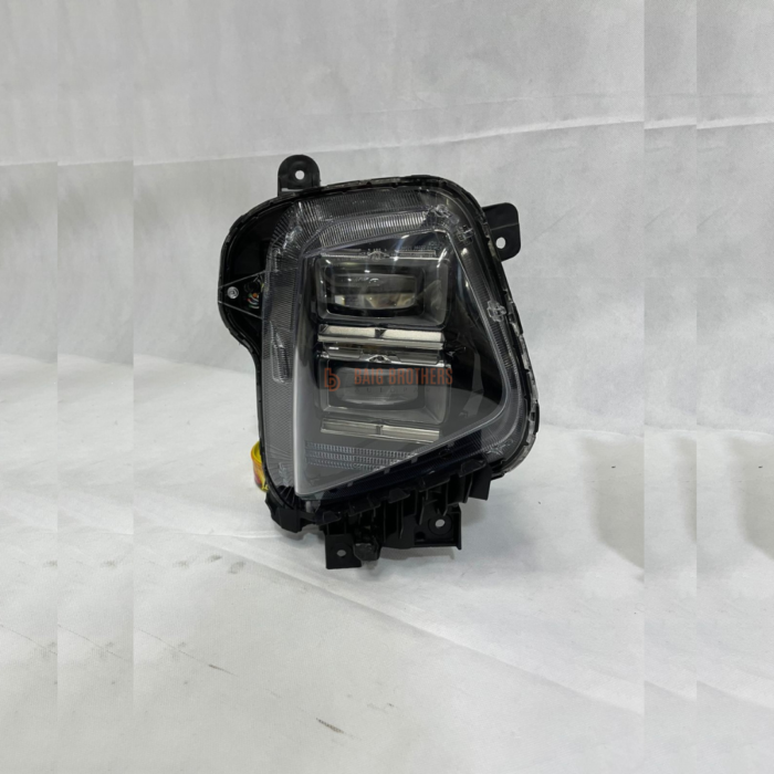 Hyundai Tucson Hybrid Right Headlight