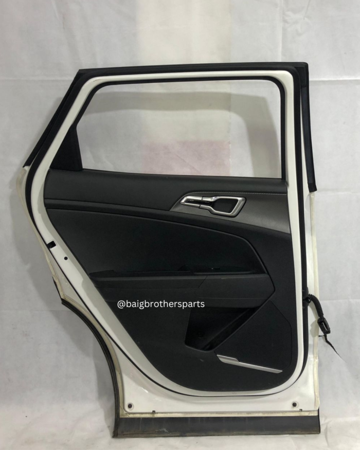 Kia Sportage L HEV Left Back Door Liner 2025 - 2026 - Image 1