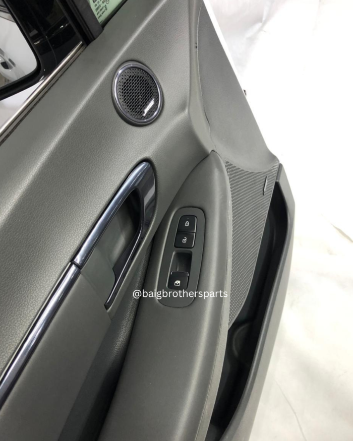 Hyundai Sonata Left Front Door Window Switch 2021 - 2024 - Image 1