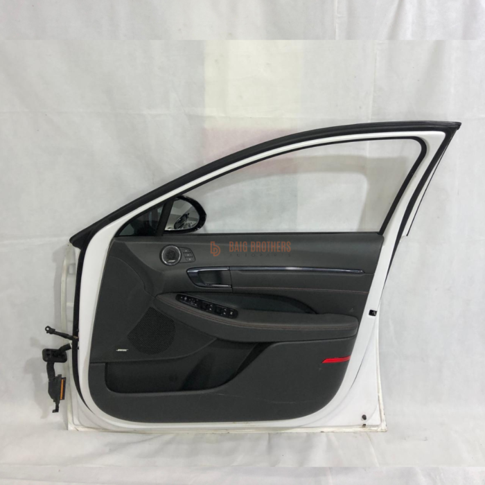 Hyundai Sonata Right Front Door Liner 2025 - Image 1